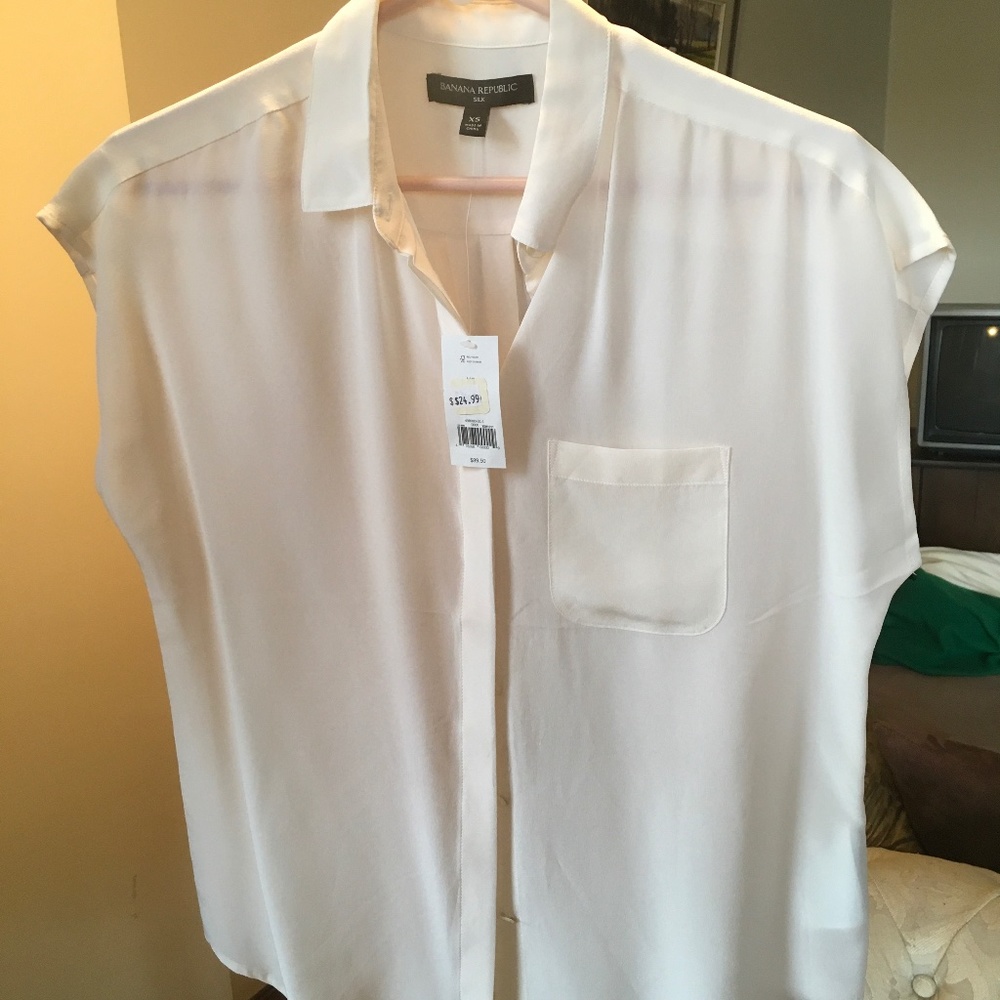 Banana Republic silk blouse